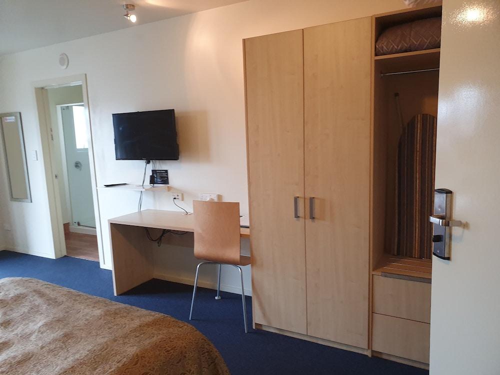 แอบบอต แฮมิลตัน โฮเต็ล แอนด์ คอนเฟอเนซ์ เซ็นเตอร์ Hotel ภายนอก รูปภาพ