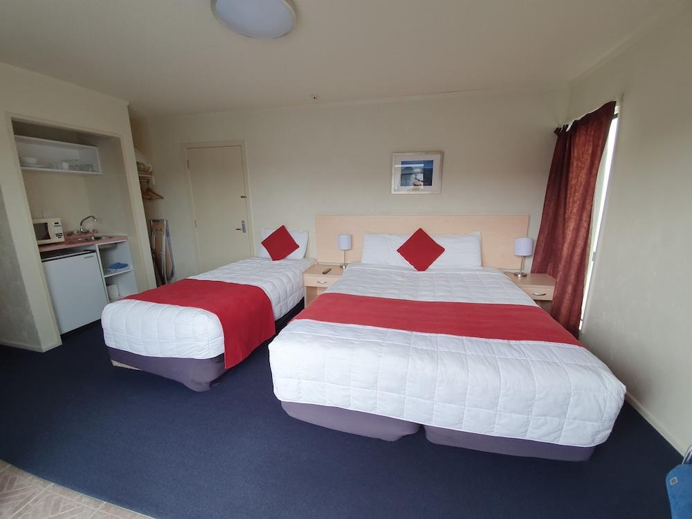 แอบบอต แฮมิลตัน โฮเต็ล แอนด์ คอนเฟอเนซ์ เซ็นเตอร์ Hotel ภายนอก รูปภาพ