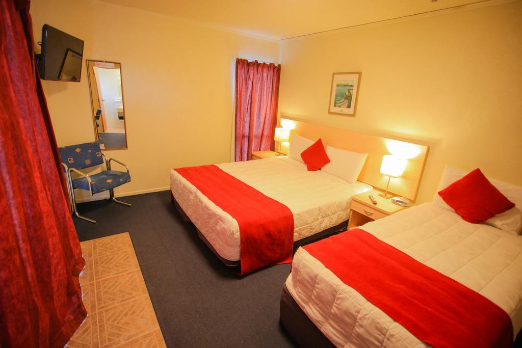 แอบบอต แฮมิลตัน โฮเต็ล แอนด์ คอนเฟอเนซ์ เซ็นเตอร์ Hotel ภายนอก รูปภาพ