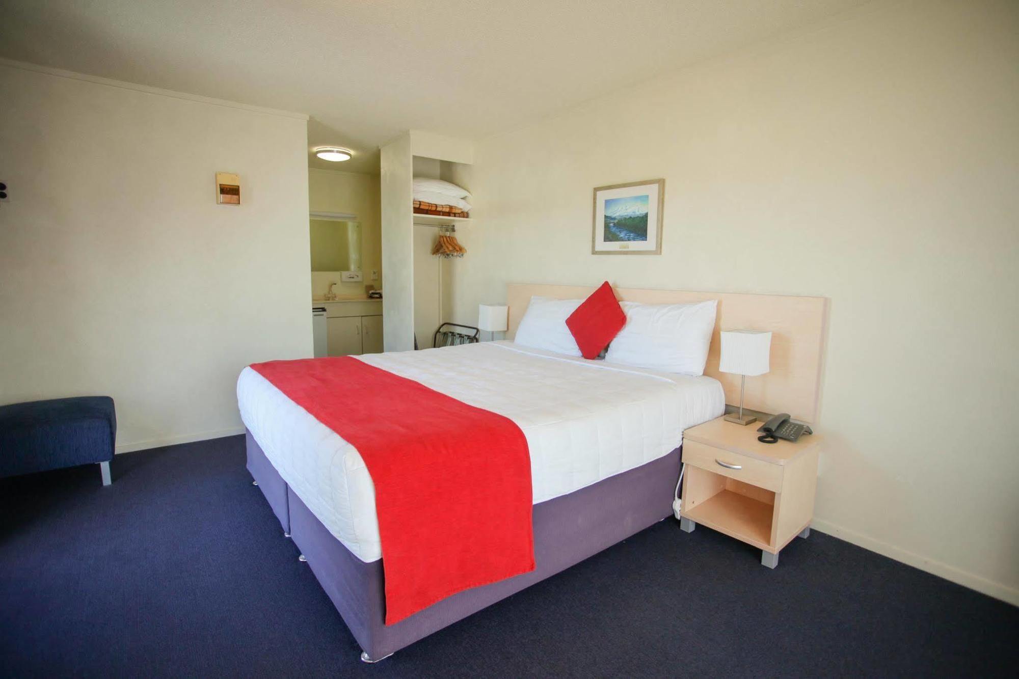 แอบบอต แฮมิลตัน โฮเต็ล แอนด์ คอนเฟอเนซ์ เซ็นเตอร์ Hotel ภายนอก รูปภาพ